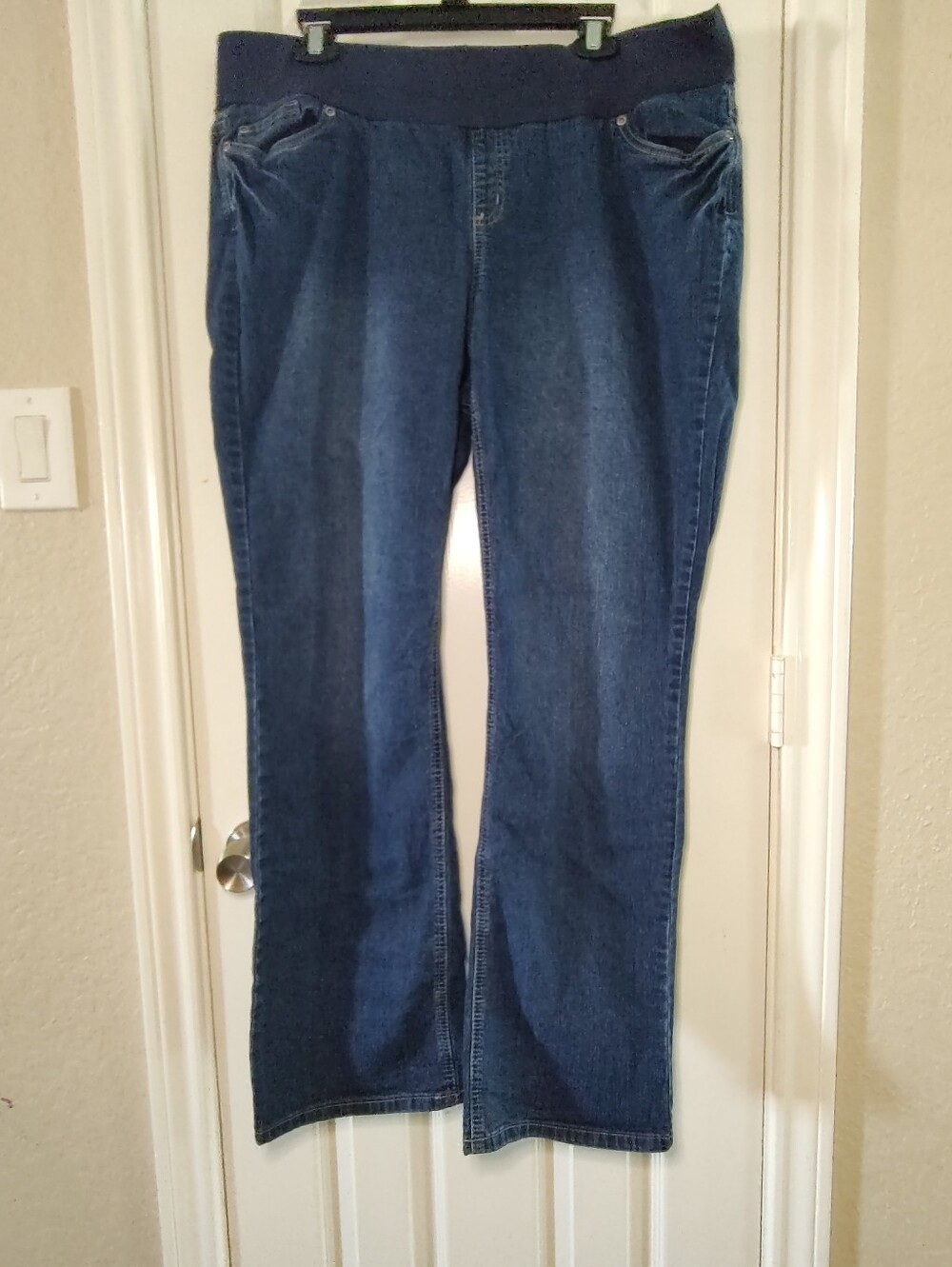 Hybrid & Company Maternity Plus Size 2X Blue Bootcut Jeans Below The Belly Panel